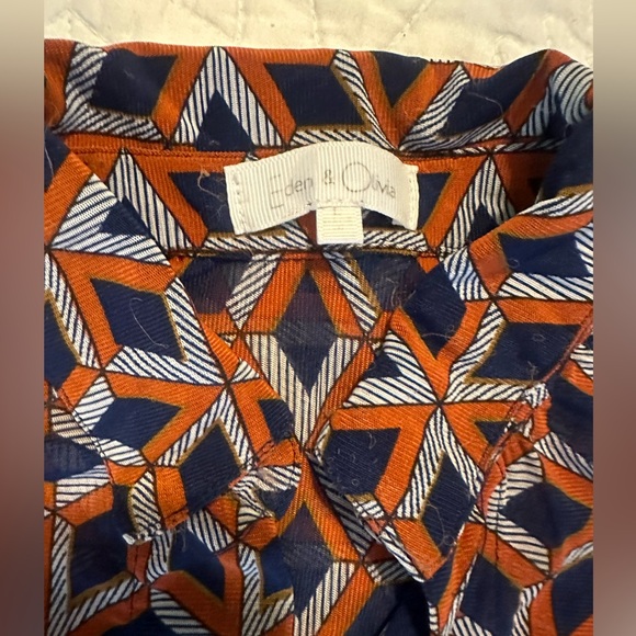 Eden and Olivia Blouse - Picture 3 of 4